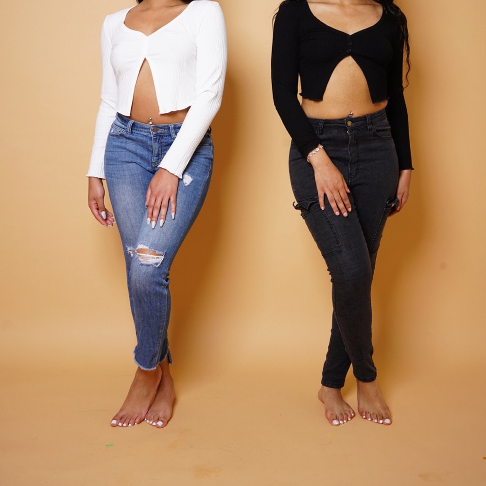 Gorgeouss Mid-Split Crop